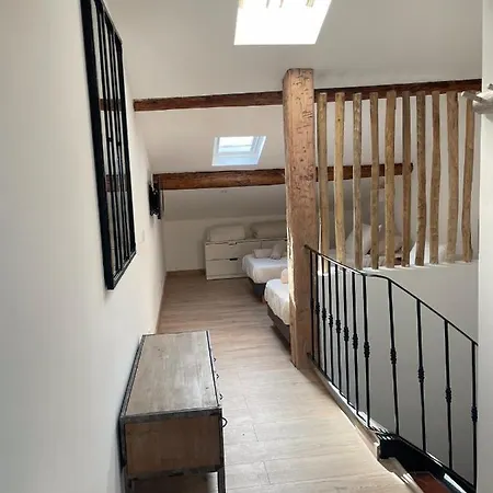 Duplex Place Des Lices サントロペ