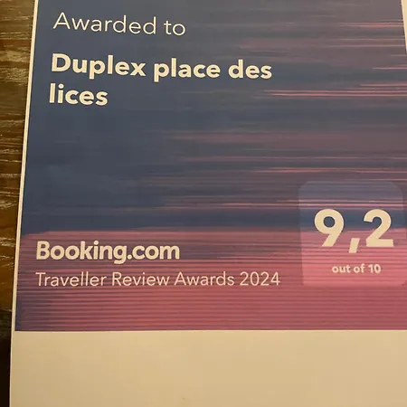 Duplex Place Des Lices * サントロペ
